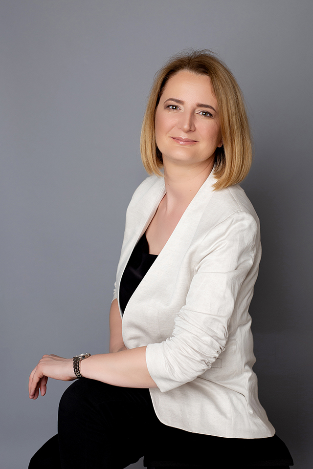Sesja biznesowa Katarzyna Rudnik - Studio Portretu